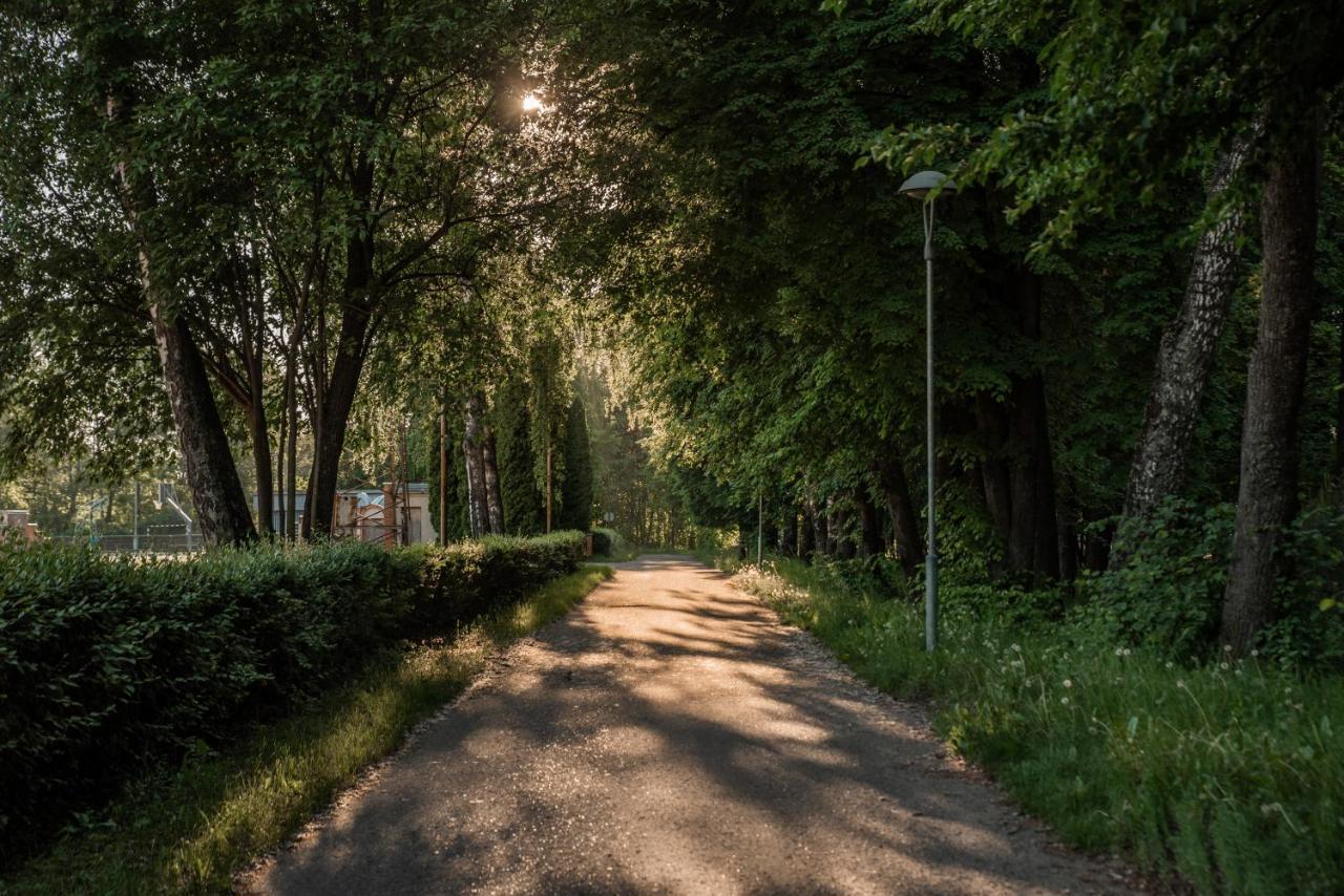 Camping & Camper Place Pasvalys Exteriér fotografie