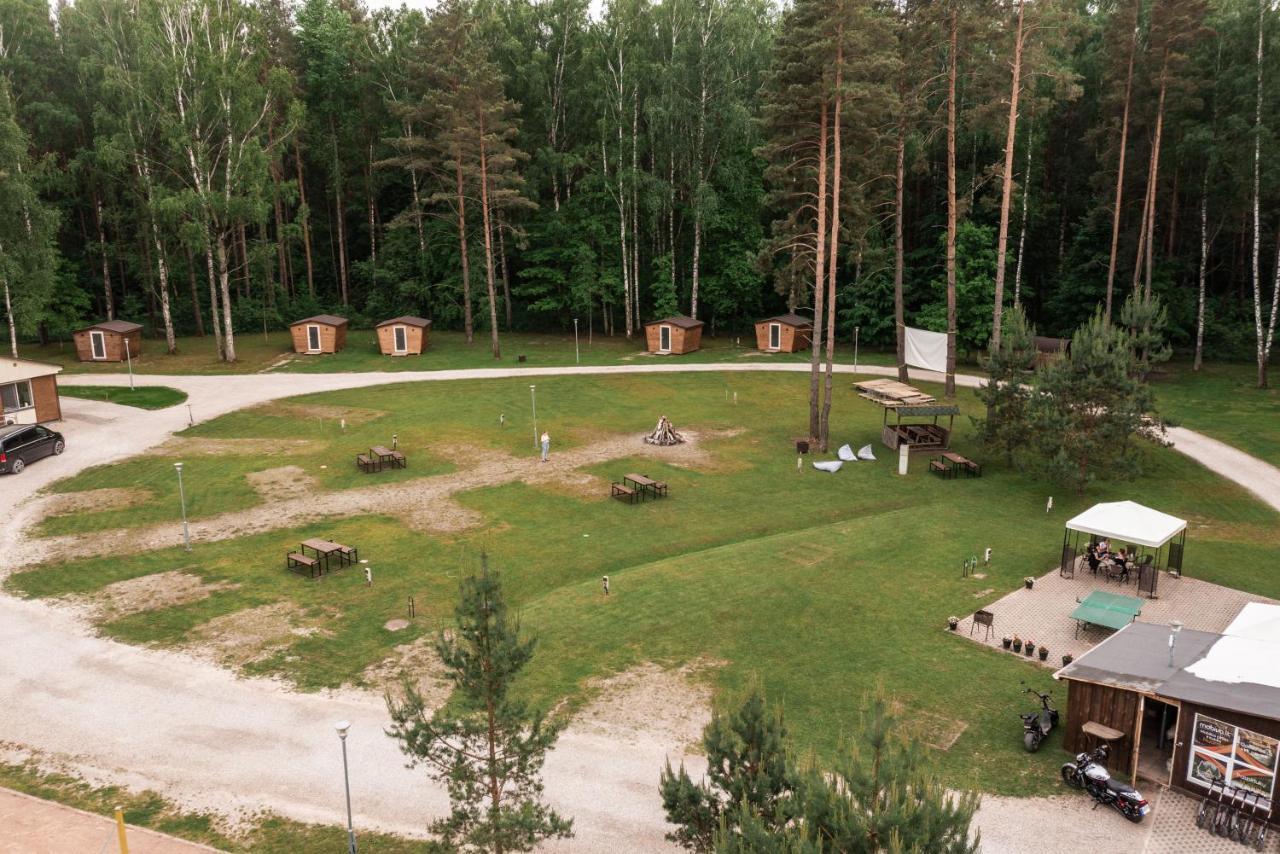 Camping & Camper Place Pasvalys Exteriér fotografie