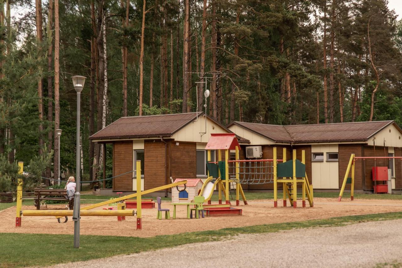 Camping & Camper Place Pasvalys Exteriér fotografie