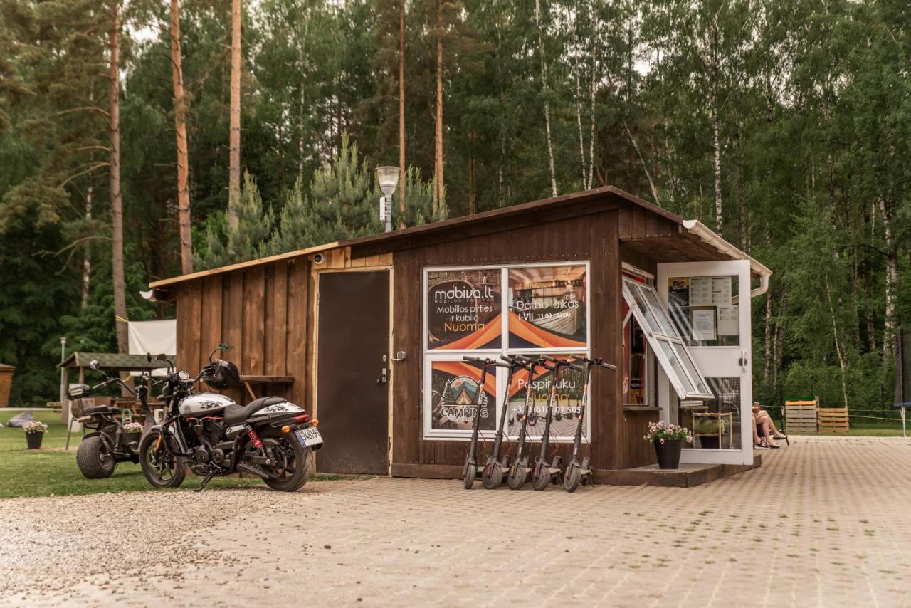 Camping & Camper Place Pasvalys Exteriér fotografie