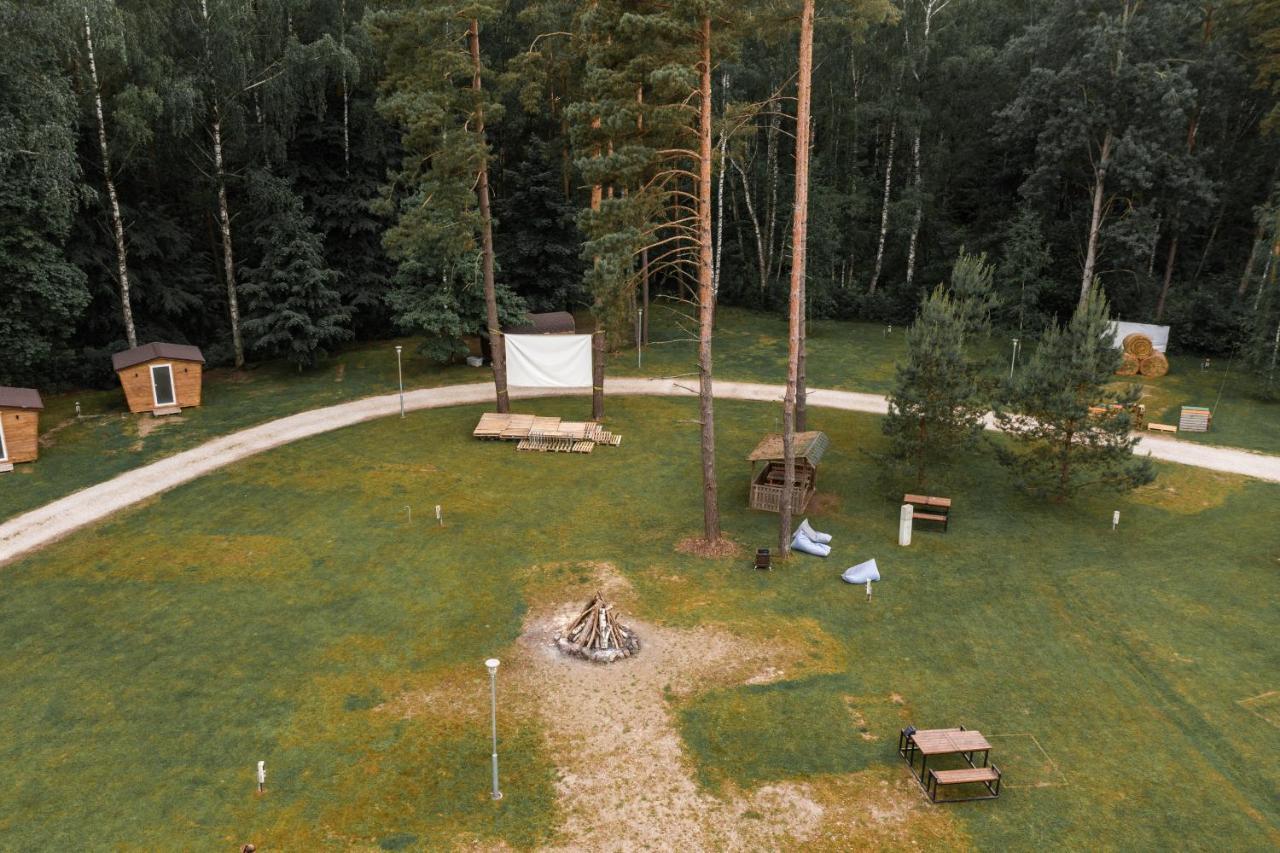 Camping & Camper Place Pasvalys Exteriér fotografie