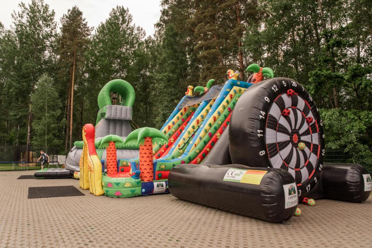 Camping & Camper Place Pasvalys Exteriér fotografie