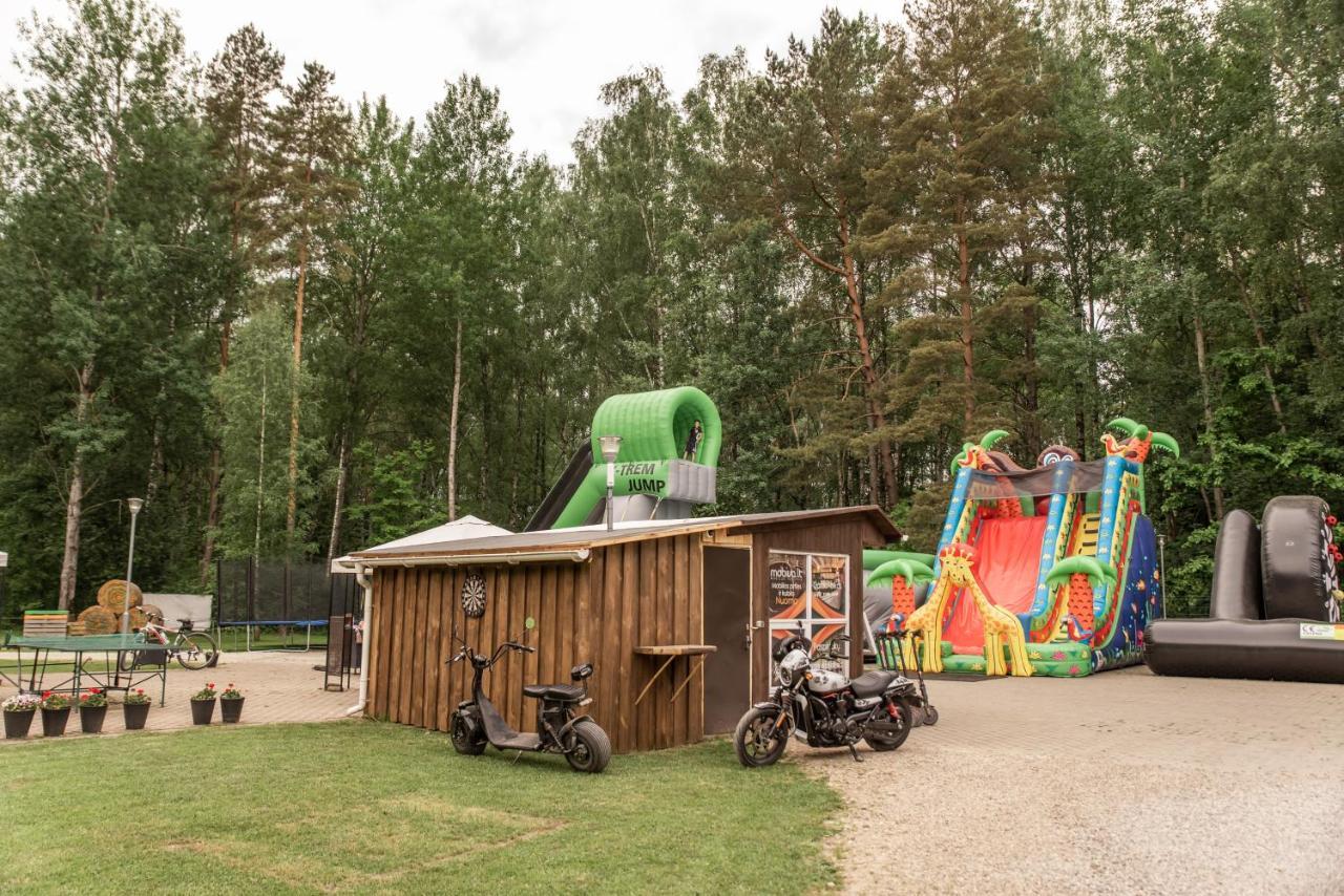 Camping & Camper Place Pasvalys Exteriér fotografie